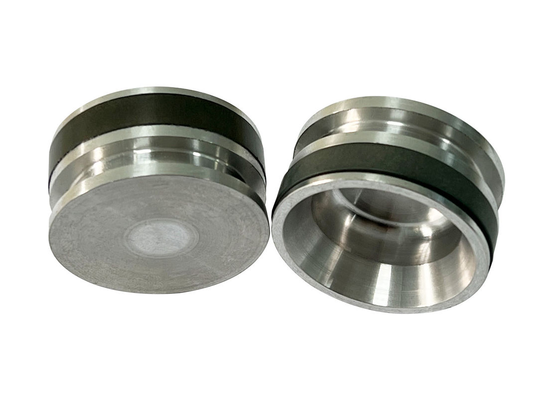 صناعة فريدة من نوعها من البستون المربط مع المواد القائمة على FeC Cu ومليئة بـ PTFE